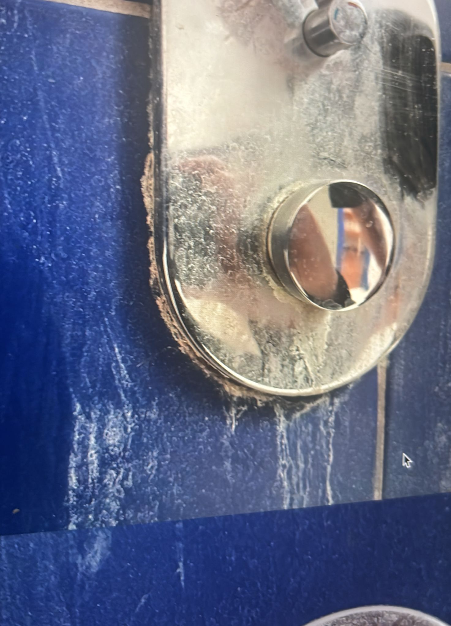 vor und nach der Reinigung durch Sb Gebauderainige