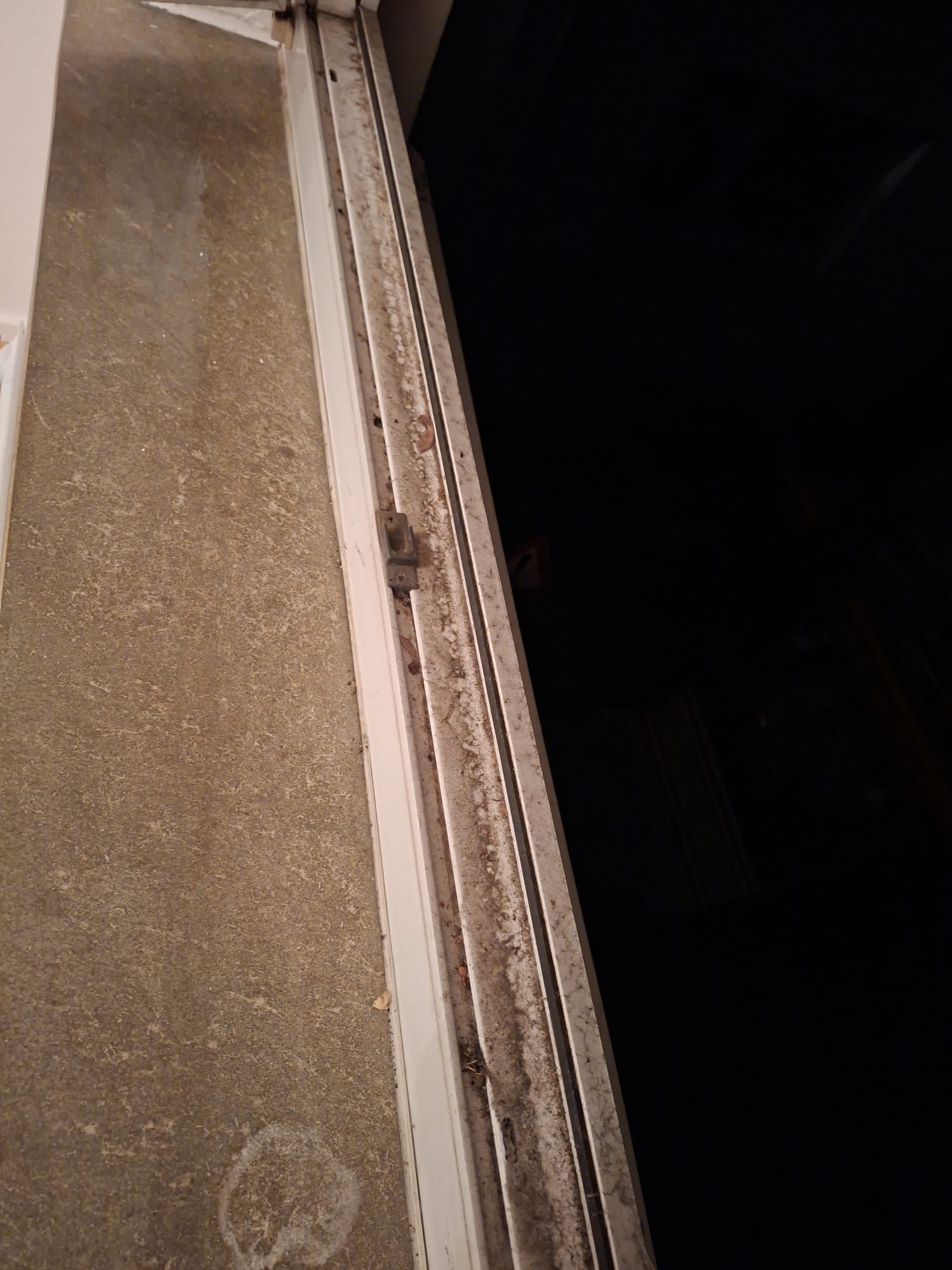 vor und nach der Reinigung durch Sb Gebauderainige